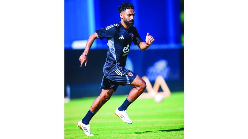 الامارات | حسين الشحات.. نجم عربي يهدد عرش بنزيما