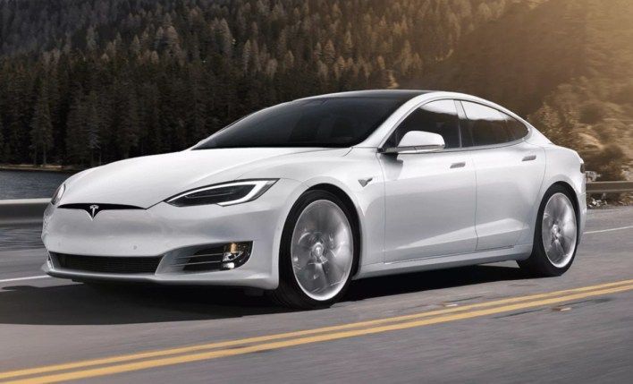 تكنولوجيا: تسلا تخفض أسعار موديلات Model S و Model X حتى 12,000 دولار