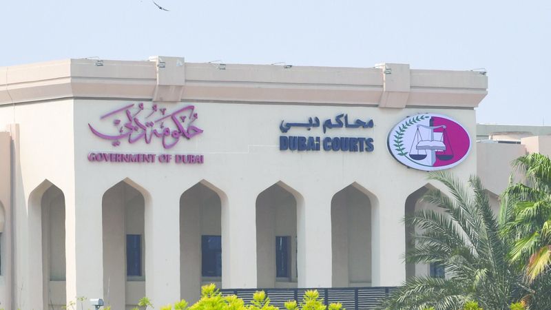 الامارات | إلزام شركة تأمين بسداد 244 ألف درهم تعويضاً عن حادثين مروريين