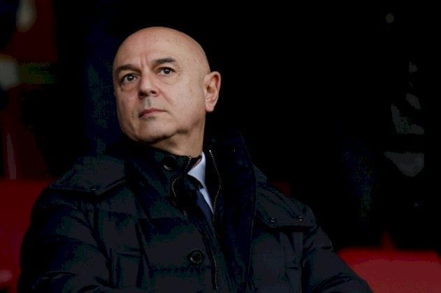 ليفي يدافع عن قرار إقالة بوستيكوغلو "نريد الفوز بالدوري الإنكليزي"