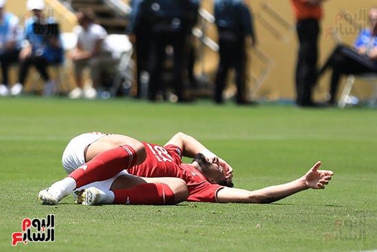 الـ VAR يلغي طرد لاعب بالميراس نتيجة الخشونة مع زيزو في مباراة الأهلي.. صور