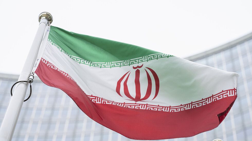 مسؤول رفيع بالرئاسة الإيرانية لـ CNN: لا نوقف تخصيب اليورانيوم.. لكن “التنازلات ممكنة”