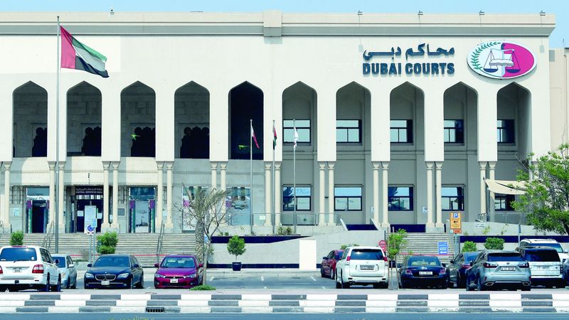 الامارات | عربي يسدد 690 ألف درهم عربون سيارة فارهة لم يتسلمها