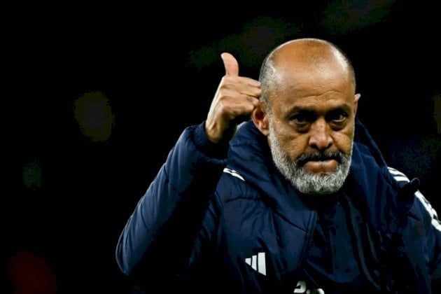 بطولة انكلترا: نوتنغهام فوريست بمدد عقد مدربه سانتو لثلاث سنوات