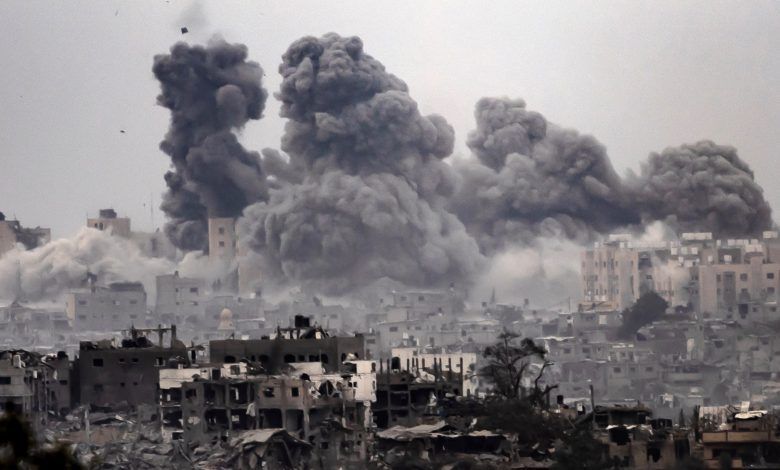 استشهاد 10 فلسطينيين في قصف إسرائيلي على قطاع غزة