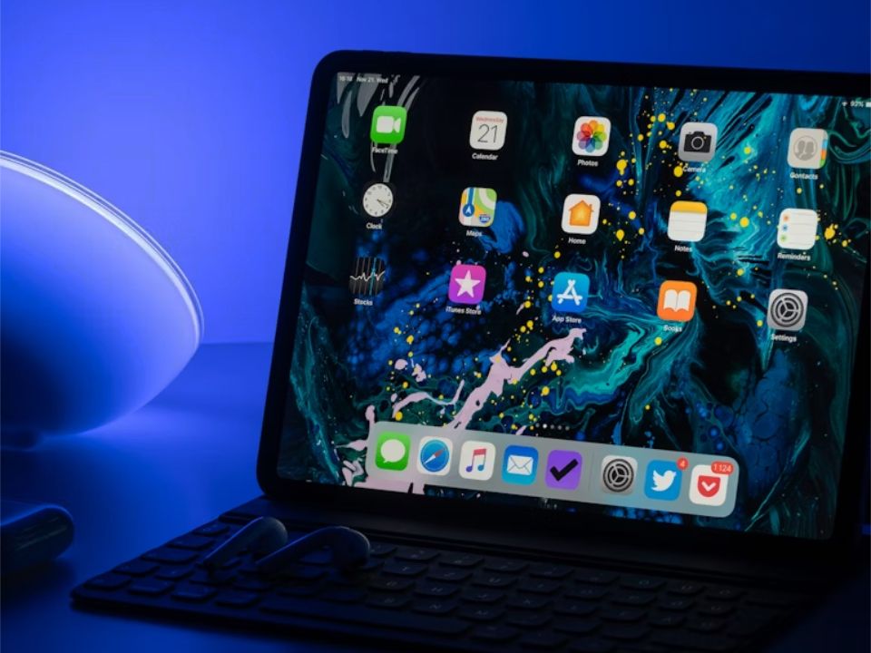 تكنولوجيا: تسريبات: آيباد برو سيأتي بإطارات أنحف بفضل ترقيات شاشة Tandem OLED