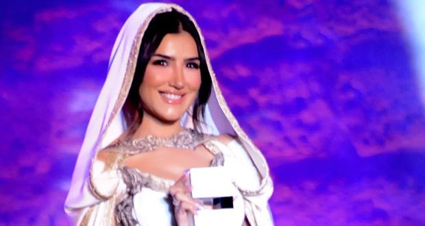 مي عمر مكرّمة في تونس: أفضل ممثلة في مهرجان الإذاعة والتلفزيون