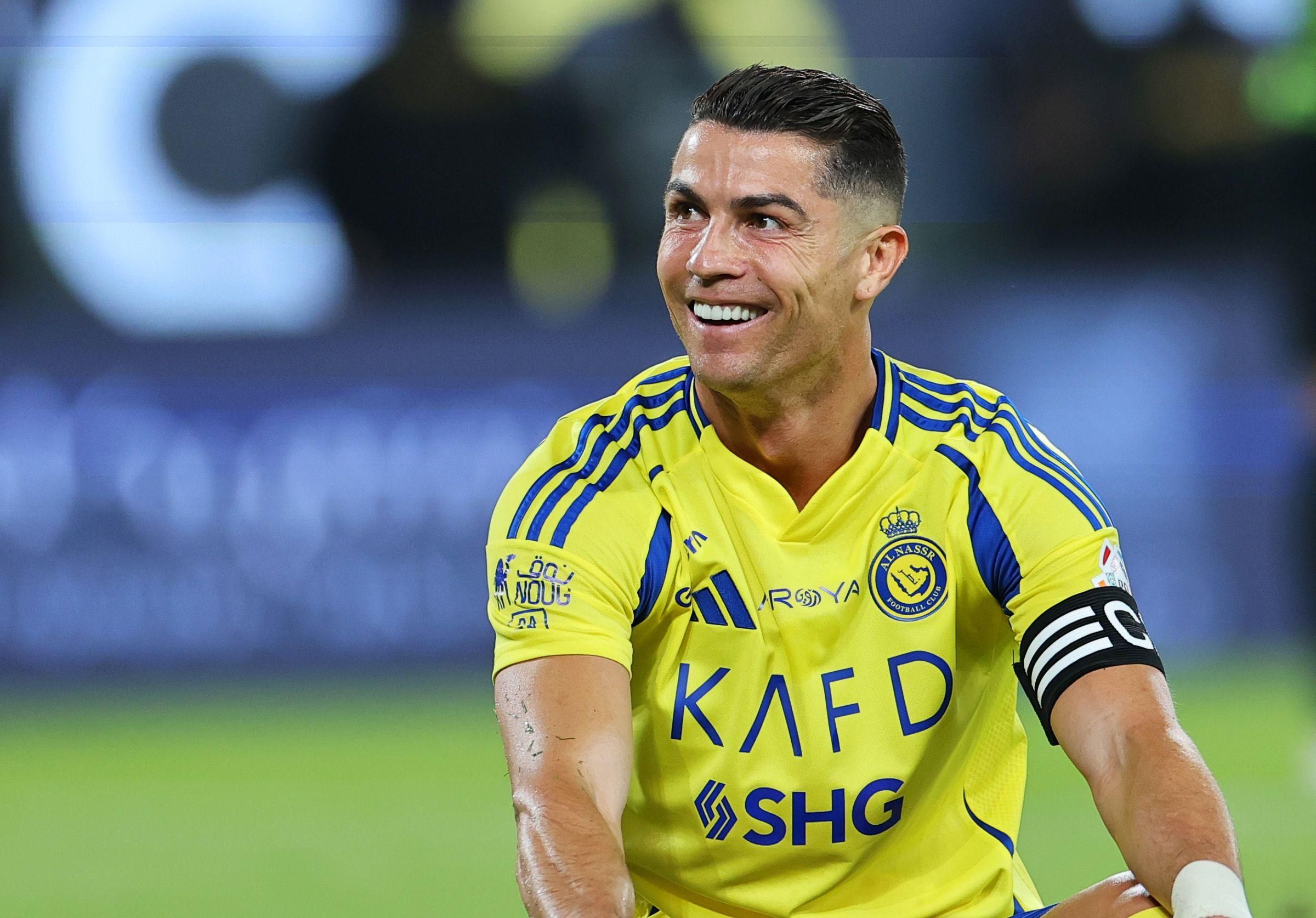 يواصل اللعب في النصر حتى 2027.. رونالدو يتحدى الزمن ويصرّ على المجد في السعودية