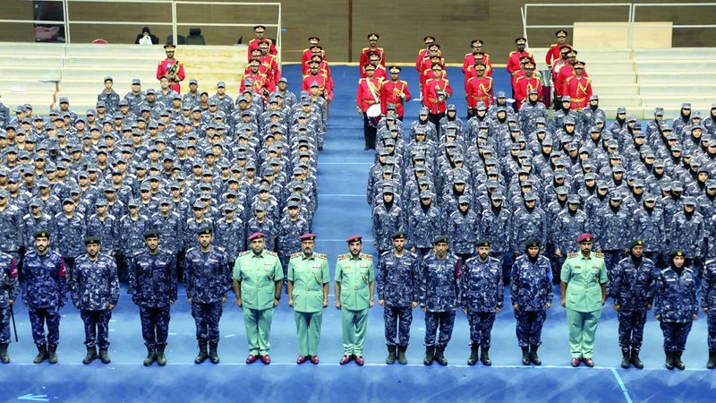 الامارات | 665 طالباً وطالبة يشاركون في دورة «أجيال الشرطة» بالفجيرة