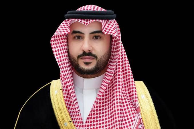 السعودية | سمو وزير الدفاع يتلقى اتصالًا هاتفيًا من رئيس هيئة الأركان العامة للقوات المسلحة الإيرانية