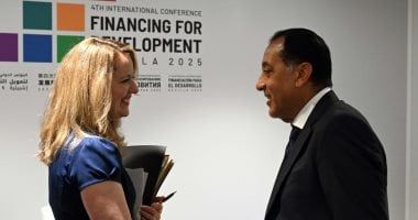 رئيس الوزراء يطلب تقديم الدعم اللازم من قبل المجتمع الدولى لمصر فى ضوء الأعباء