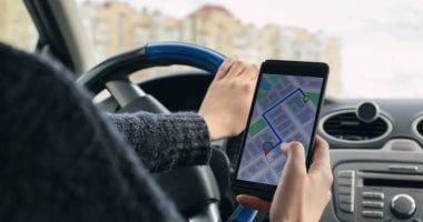 لرحلة آمنة.. نصائح ذهبية لحماية نفسك أثناء استخدام خدمات النقل الذكى