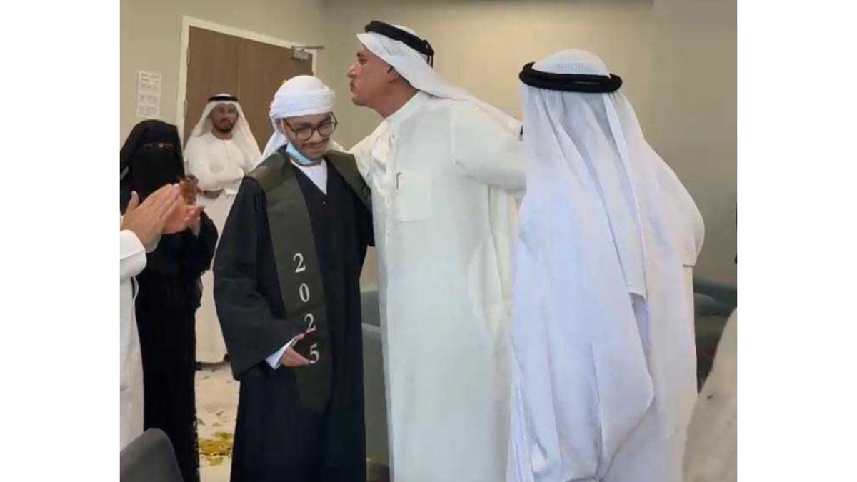 الامارات | «الحارث» يهزم تحديات المرض بالنجاح في الثانوية