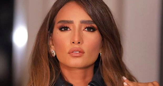 زينة تتحرك قانونياً لحماية طفليها: بلاغ وتصعيد وتعويض