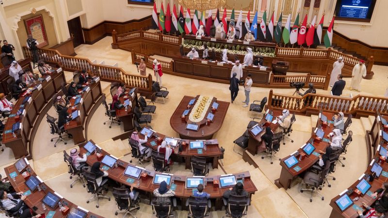الامارات | أعضاء في البرلمان العربي للطفل يستعرضون تجارب ملهمة