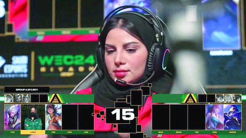 الامارات | مريم الشامسي.. «جيمر» إماراتية تعشق مراقبة سحر النجوم