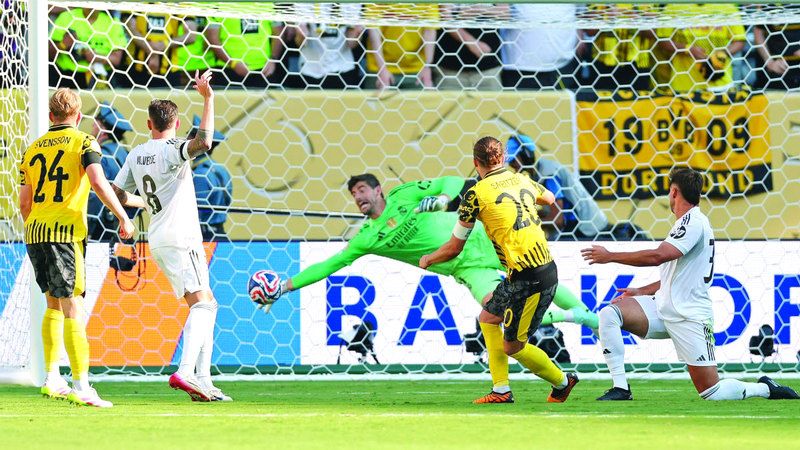الامارات | «قفازات تصنع المجد» في مونديال الأندية.. كورتوا «الأخطبوط» وبونو «المدهش»
