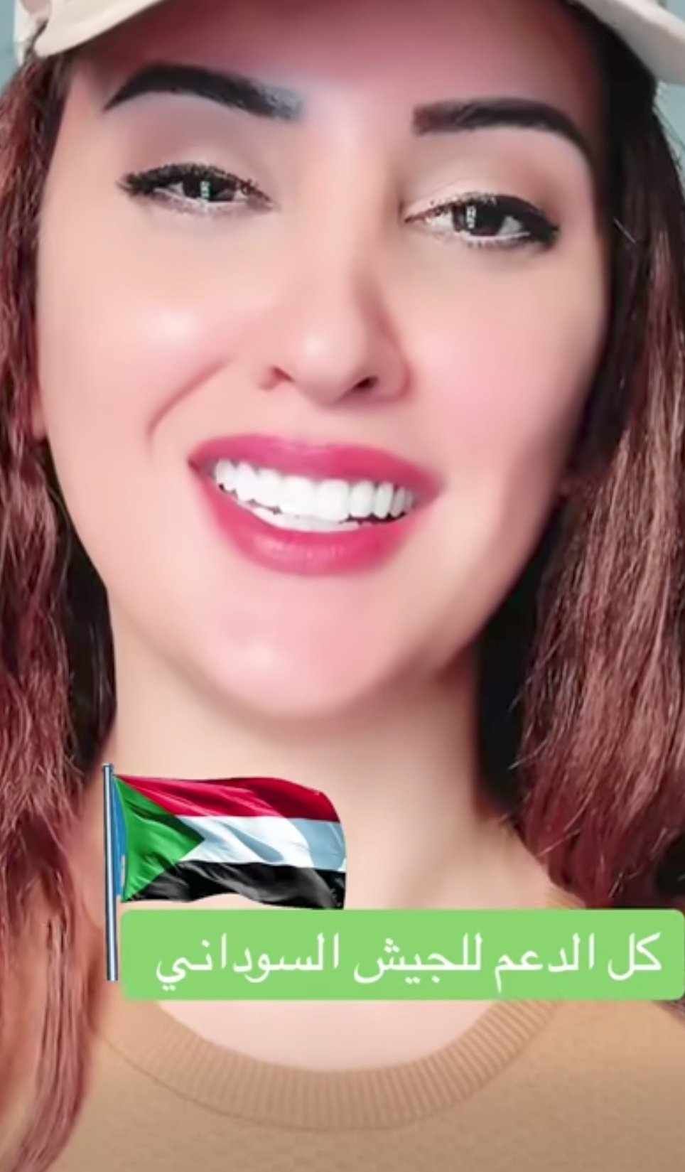 شاهد بالفيديو.. التيكتوكر المصرية “خلود” تفاجئ الجميع وتعلن غضبها من السودانيين وتتخلى عن دعمهم: (اعتذر لأولاد بلدي وعمرنا ما نكون واحد ومصر مليانة دعامة)