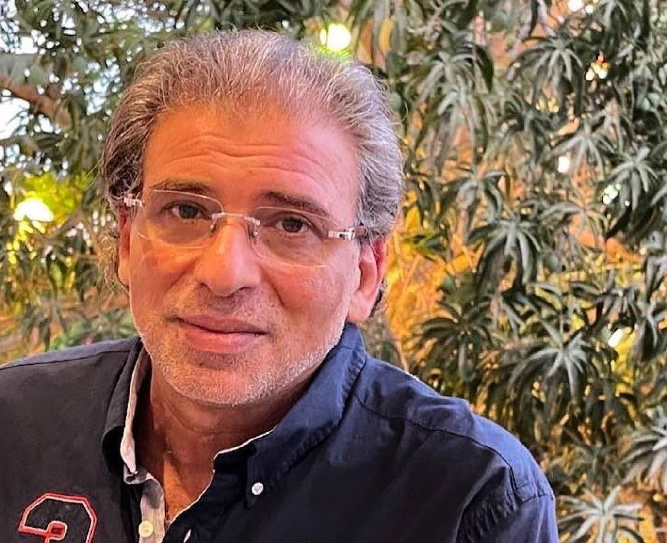 خالد يوسف يدافع عن شيرين عبد الوهاب ومها الصغير .. فماذا قال؟
