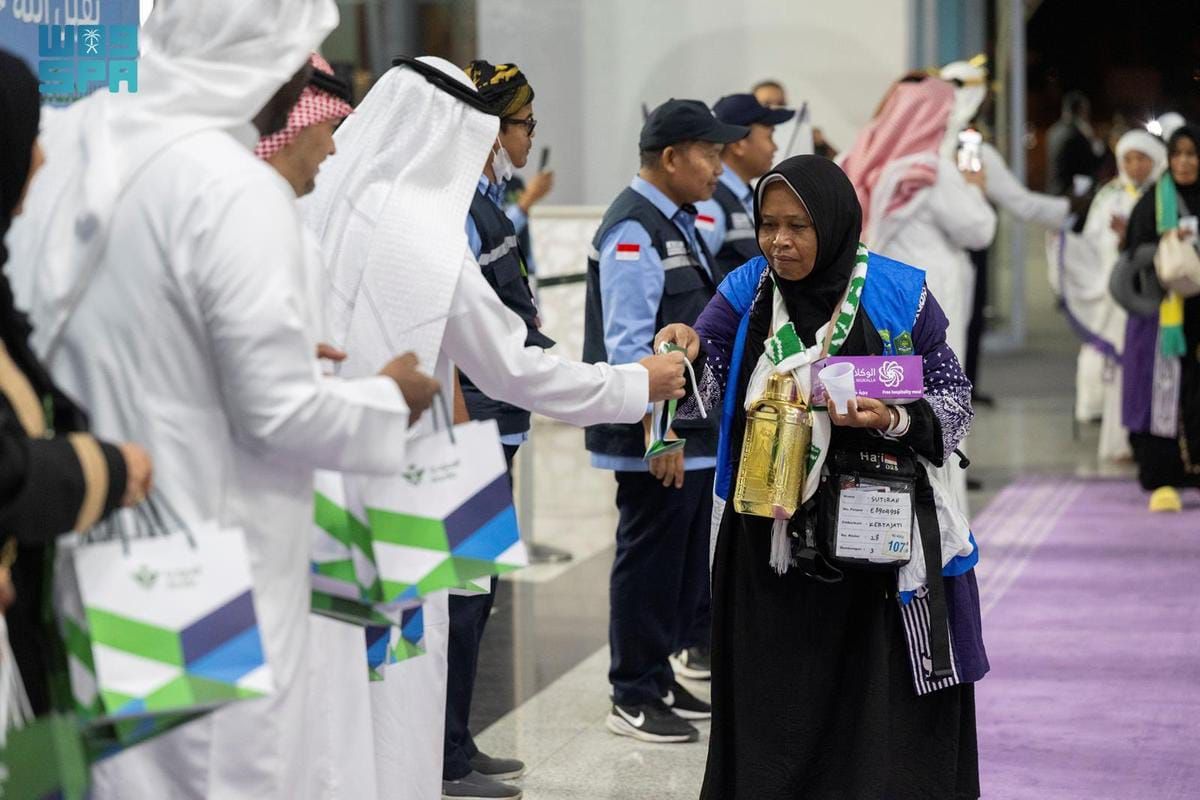 الخطوط السعودية تختتم موسم الحج بنقل أكثر من 808 آلاف حاج من 145 وجهة.. صور
