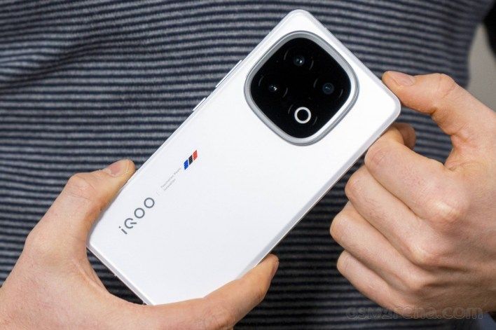 تكنولوجيا: تفاصيل مثيرة جديدة حول هاتف iQOO 15