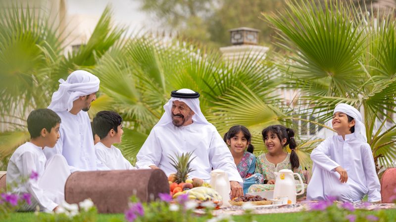 الامارات | 6 مبادرات لدعم استقرار الأسرة الإماراتية