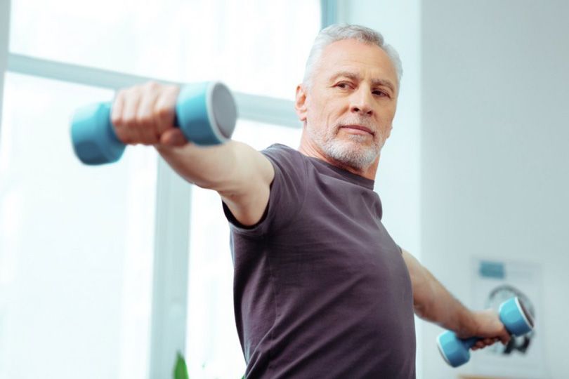 الامارات | غيِر من نمط حياتك.. كيف تخفف آلام العضلات مع التقدم في العمر؟