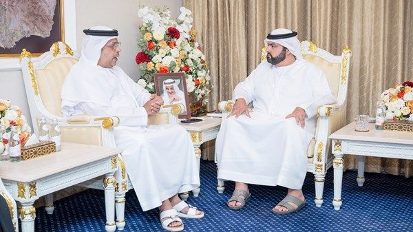 ولي عهد الفجيرة يلتقي مجلس إدارة «الفجيرة الاجتماعية الثقافية»