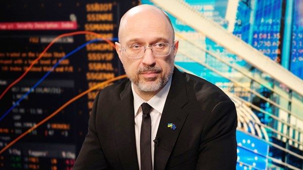 البرلمان الأوكراني يصوّت على إقالة رئيس الوزراء