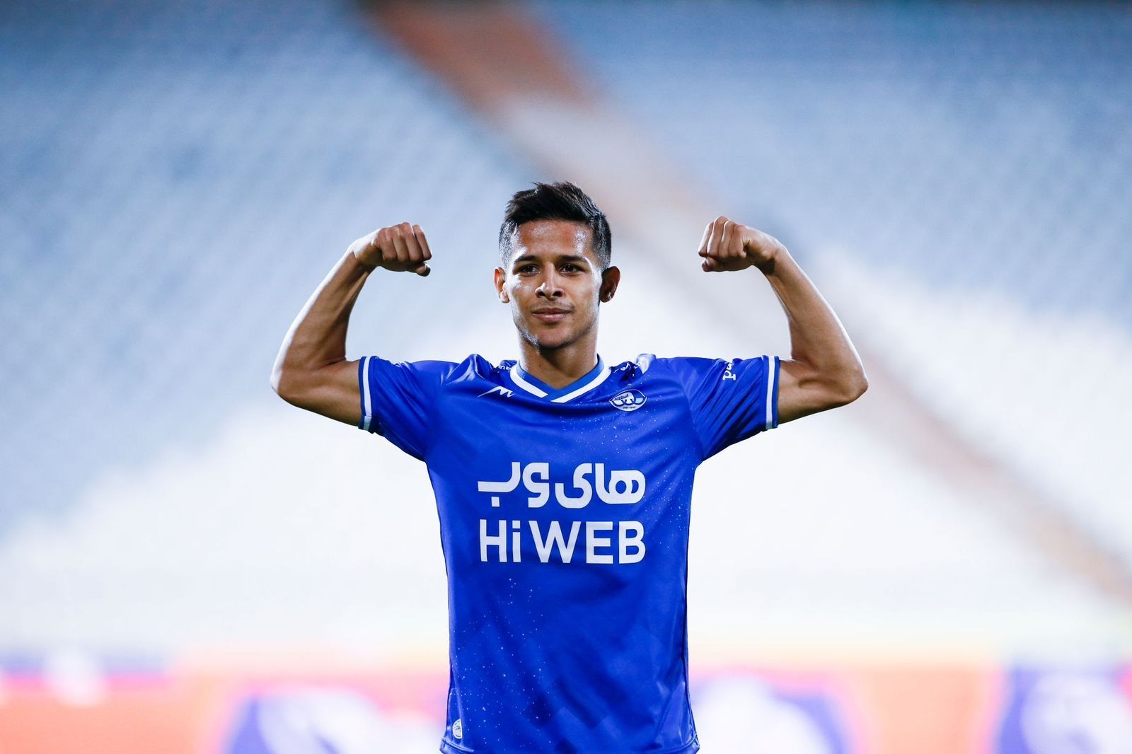 الامارات | مهدي قايدي ينتقل إلى النصر