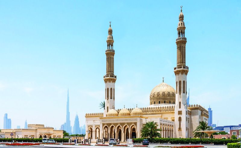 الامارات | «عَهْدُ الِاتِّحَادِ».. عنوان خطبة الجمعة في جميع مساجد الدولة غدا