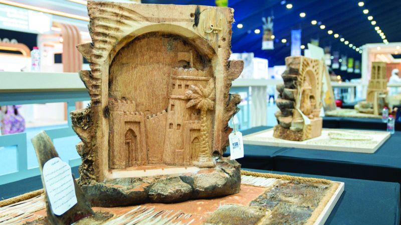 الامارات | 56 مجسماً مستداماً.. «إبداع من جذع النخلة»