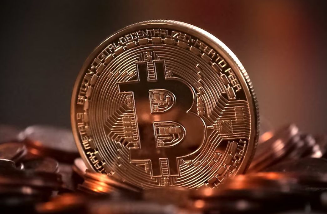 سوق الكريبتو يفقد 100 مليار دولار بعد رفض سعر البيتكوين لمستوى 120 ألف دولار