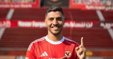 ريبيرو يمنح محمد شريف الأولوية فى قيادة هجوم الأهلى الموسم المقبل