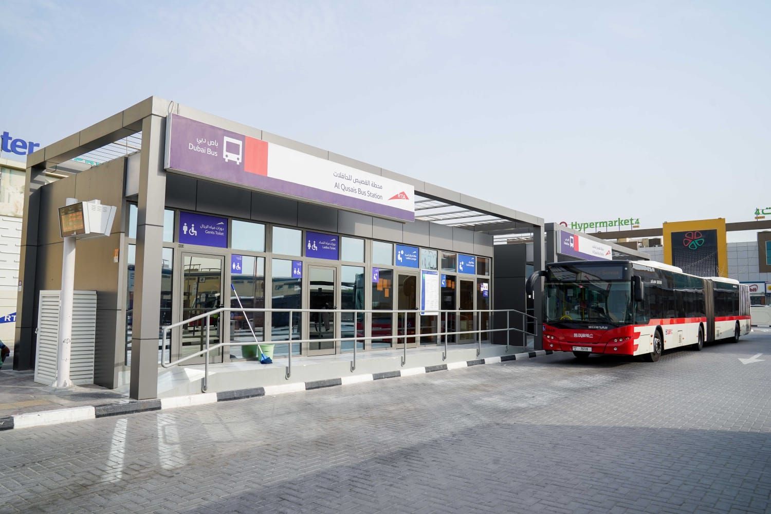 الامارات | "طرق دبي" تُنجز تطوير 22 محطة ركاب وإيواء الحافلات ضمن خطتها للارتقاء بجودة خدمات المواصلات العامة