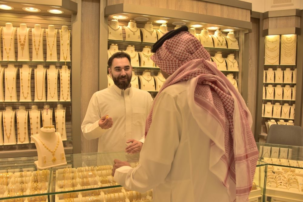 سعر جرام الذهب عيار 21 اليوم في السعودية.. ارتفاع جديد بالأسواق