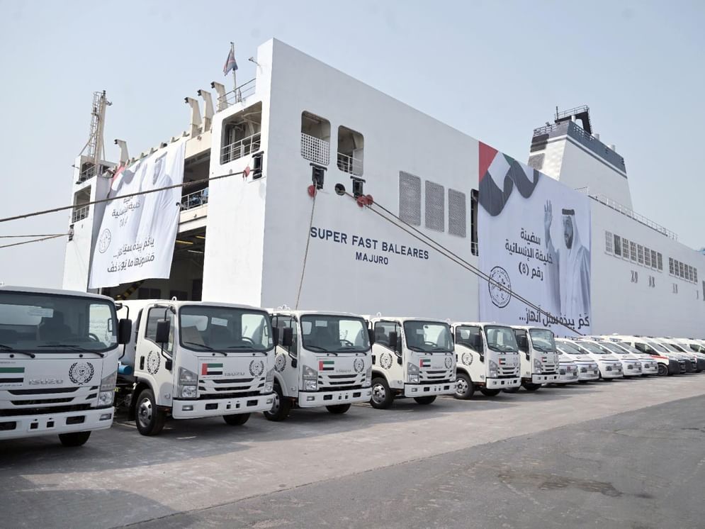 الامارات | سفينة "خليفة الإنسانية" تغادر الإمارات محملة بـ 7166 طنا من المساعدات العاجلة إلى غزة