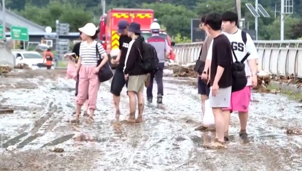 صور.. 17 قتيلًا و11 مفقودًا في كوريا الجنوبية بسبب الأمطار الغزيرة