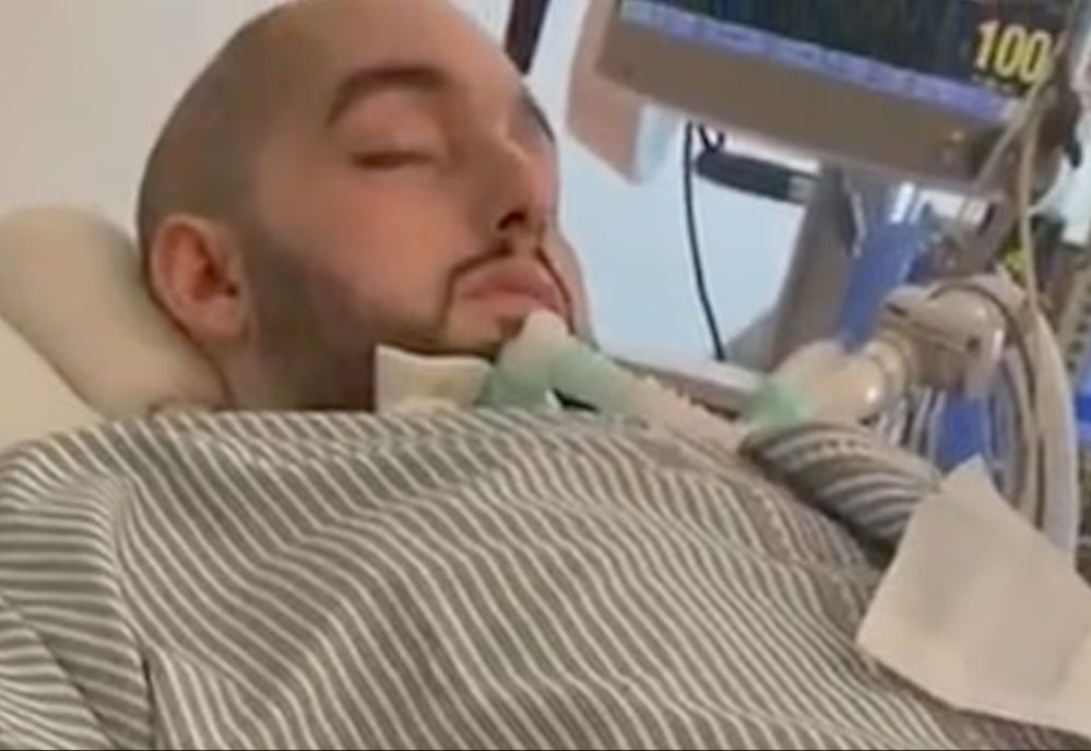 "ديلى ميل" تنشر قصة وفاة الأمير النائم.. لحظة تحريك أصابعه ورأسه.. فيديو وصور