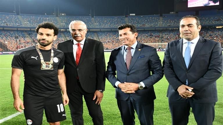 هل اتخذ محمد صلاح قرارًا بالاعتزال الدولي؟.. وزير الرياضة يُجيب