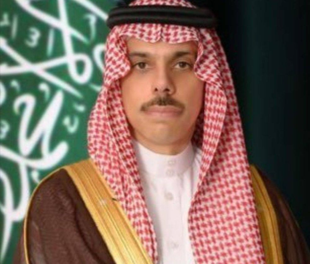 وزير الخارجية يتلقى رسالة من نظيره الروسي