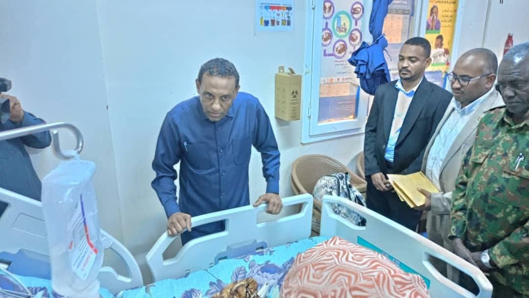 كامل إدريس يؤكد أهمية الإلتزام بإجراءات السلامة من المخاطر الإشعاعية