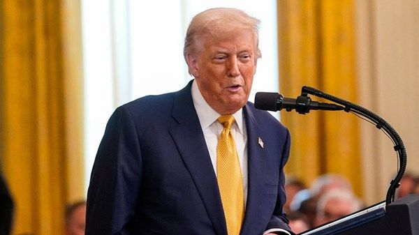 ترامب يعلن التوصل إلى اتفاق تجاري مع اليابان