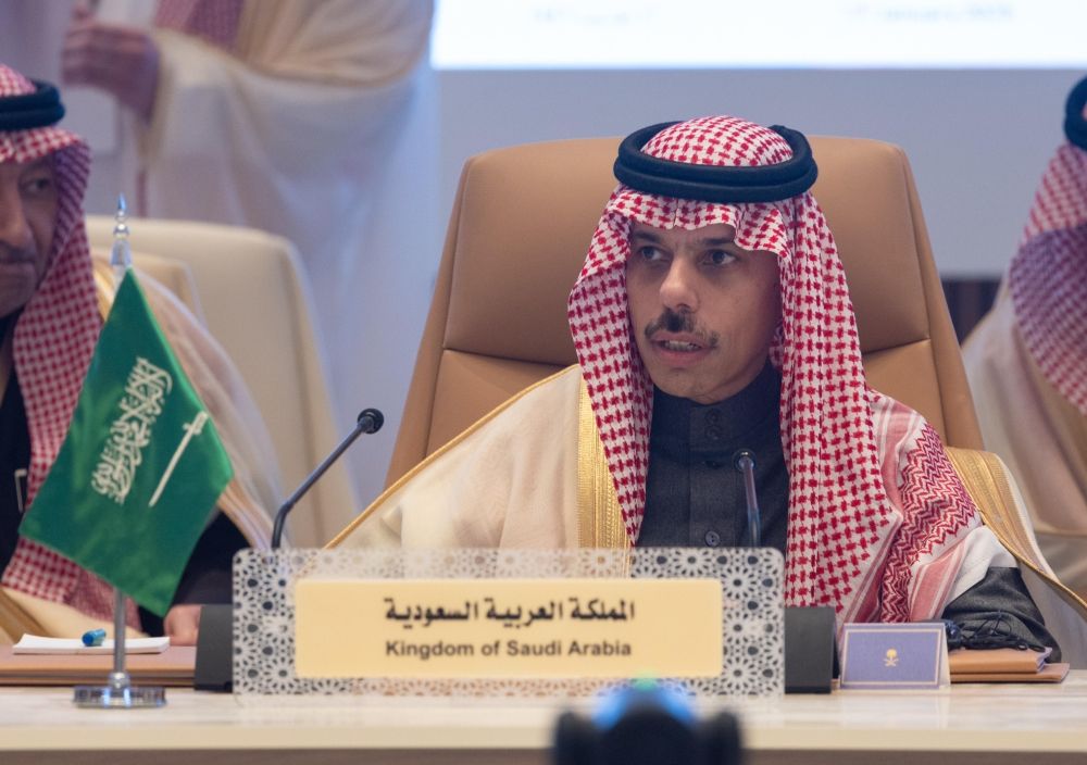 لدعم العلاقات الثنائية.. وزير الخارجية يتلقى رسالة من نظيره الروسي