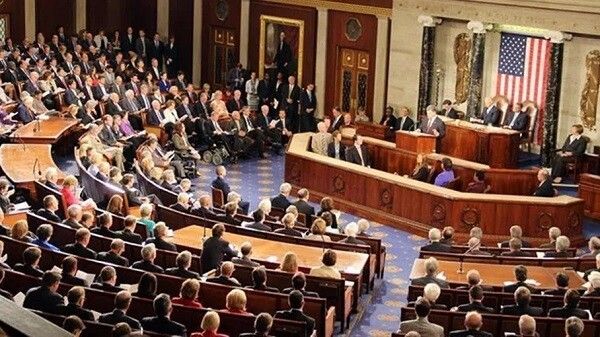اللجنة المالية بمجلس النواب الأميركي أقرت مشروعًا لتمديد "قانون قيصر" مع مهلة عامين لامتثال الحكومة السورية للشروط