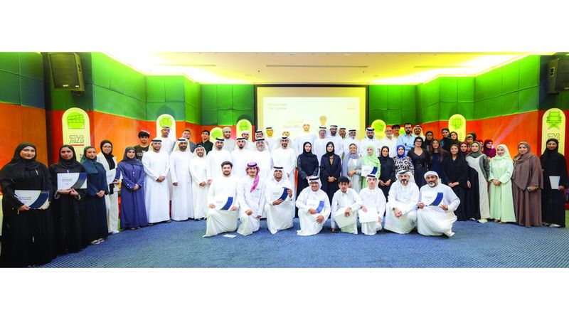 الامارات | «دبي للإعلام» تختتم برنامج «المستكــشف الإعلامي».. وتُكرّم رواده من الطلبة والشباب