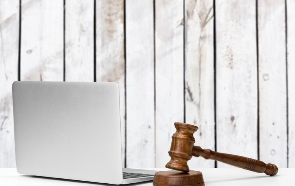 التقاضي الإلكتروني.. إجراءات مختصرة تحفظ وقت وجهود المستفيدين