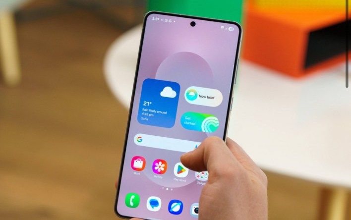 تكنولوجيا: هاتف Galaxy S26 Edge يصل أنحف من الجيل السابق ويعالج أكبر عيوبه