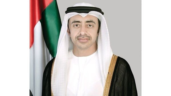 عبدالله بن زايد يرحب بإعلان فرنسا عزمها الاعتراف بدولة فلسطين