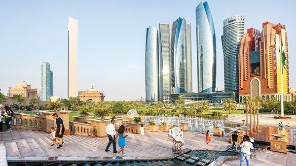 الطقس صحو إلى غائم جزئياً غدا